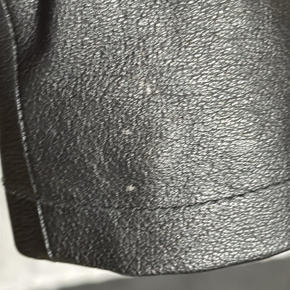 Trails and men’s heavy fully lined black leather jacket - Picture 11 of 12